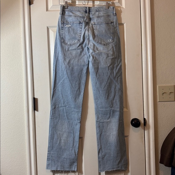 GAP Women's Light Blue Straight Leg Jeans - Picture 6 of 11